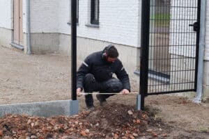plaatsing draadpanelen door Tuinafsluiter